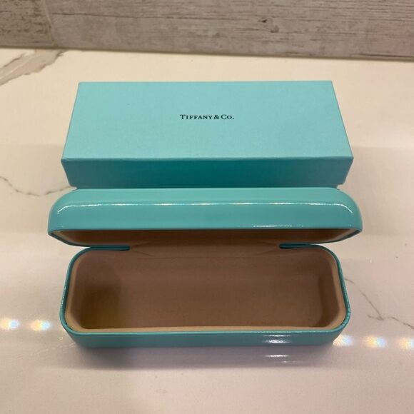 Tiffany & Co. Glasses case and gift box - Picture 2 of 4